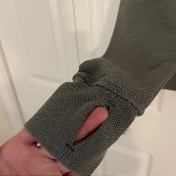 CRZ YOGA Women's Slim Fit Full Zip Hooded Jacket - S - Picture 3 of 6